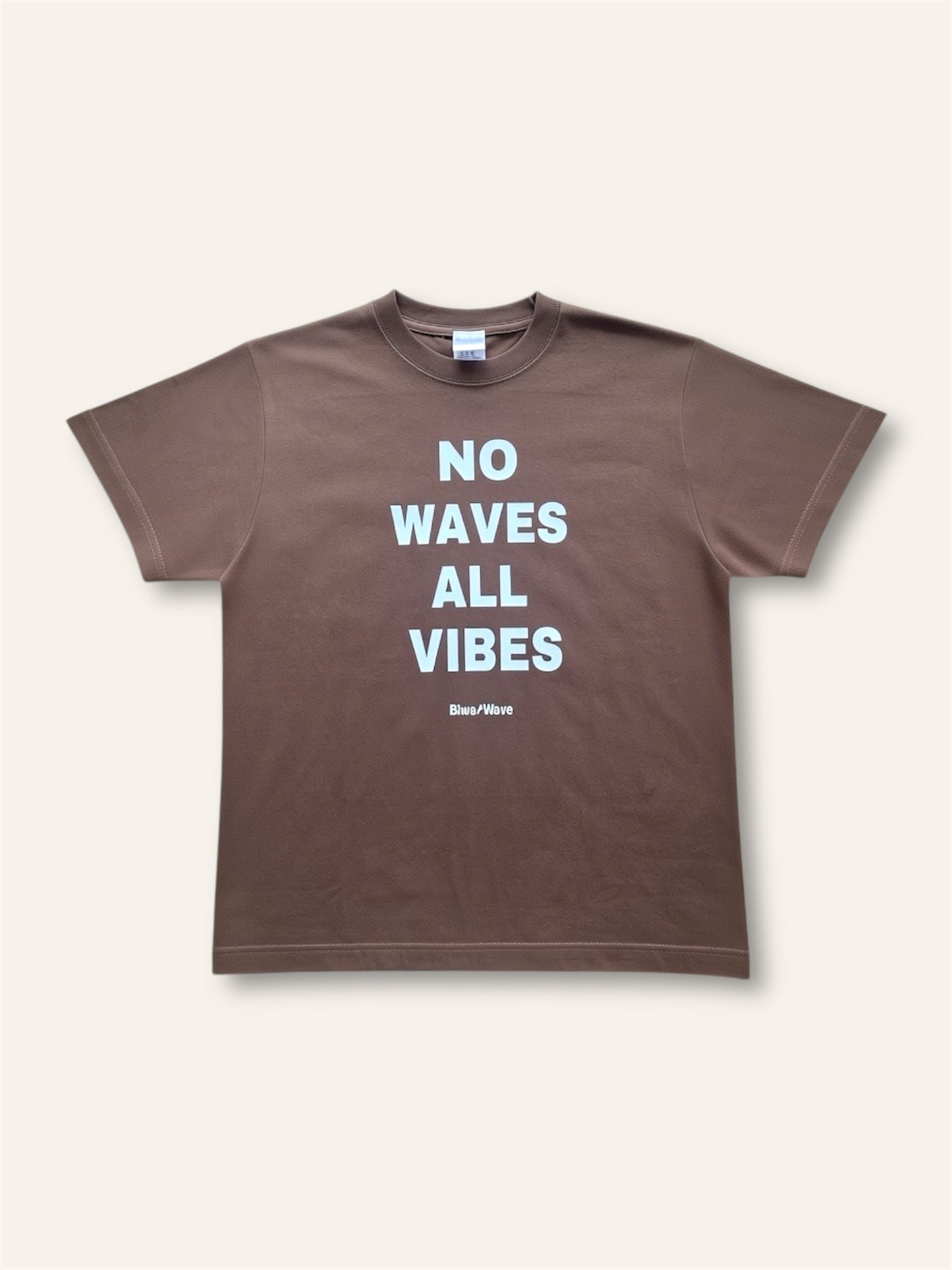 NO WAVE ALL VIBES FRONT LOGO T-SHIRT