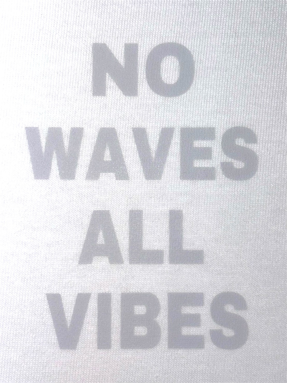 NO WAVE ALL VIBES LOGO T-SHIRT