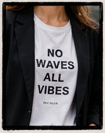 ホワイトTシャツ